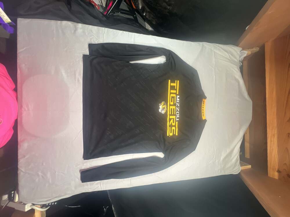 Set of 3 ..black/yellow Mizzou Tigers Graphic T-Shirt, Jersey, Quarterzip - Picture 8 of 10